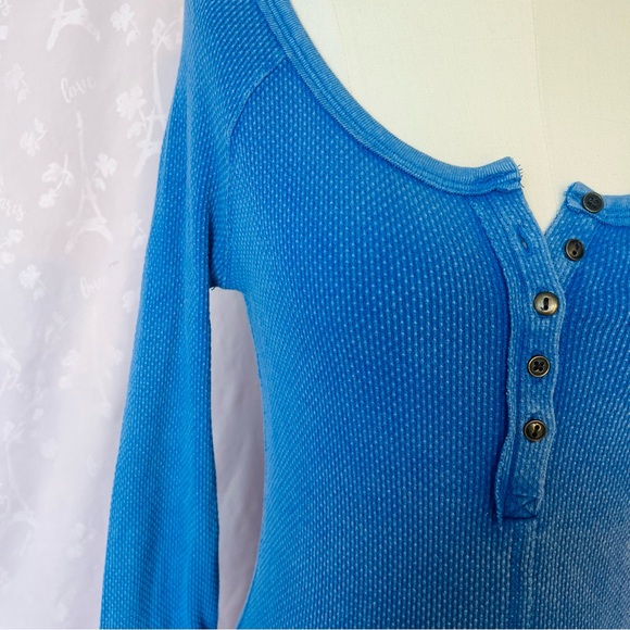 Free People Apres Ski Blue Waffle Knit Long Sleeve Button Front Layering Shirt - Picture 4 of 9